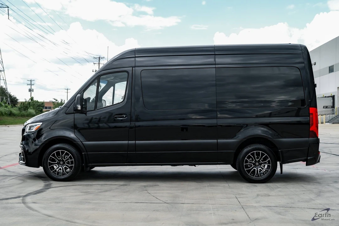 2022 Mercedes-Benz VS30 Sprinter - Image 5 of 12