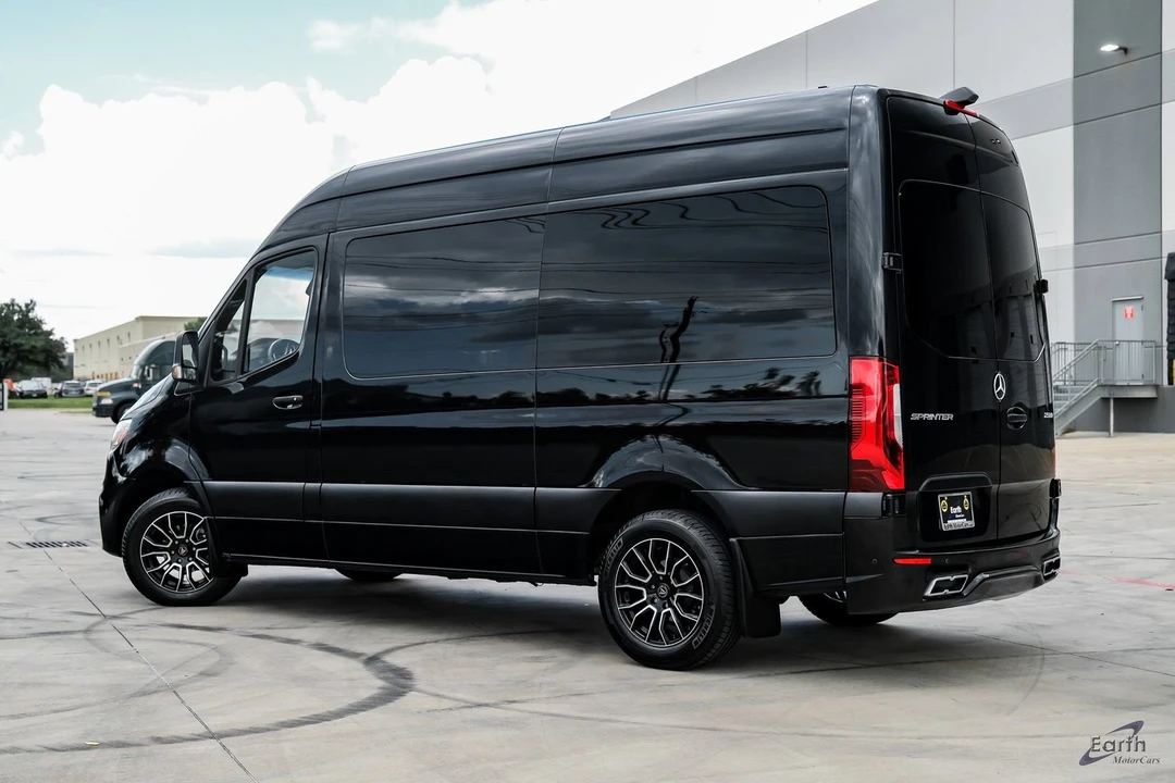 2022 Mercedes-Benz VS30 Sprinter - Image 8 of 12