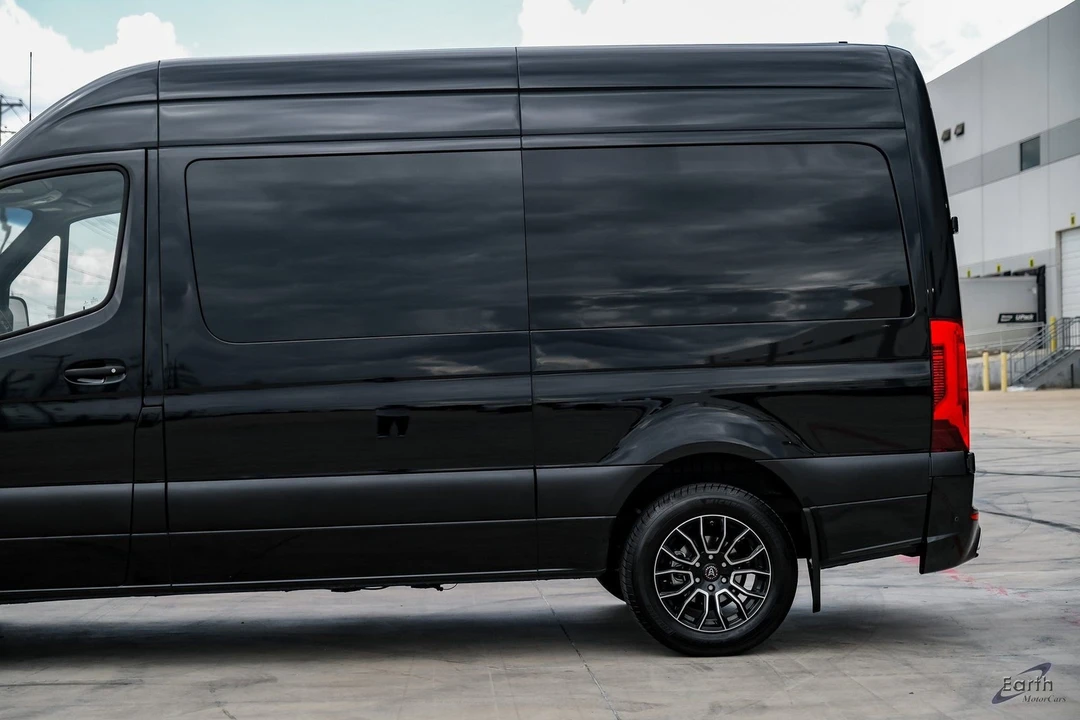 2022 Mercedes-Benz VS30 Sprinter - Image 7 of 12