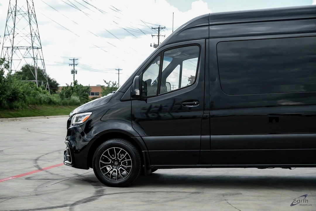 2022 Mercedes-Benz VS30 Sprinter - Image 6 of 12