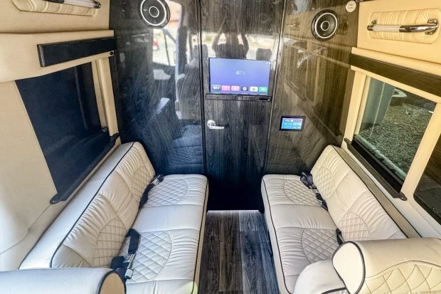 2022 Mercedes-Benz VS30 Sprinter - Image 3 of 9