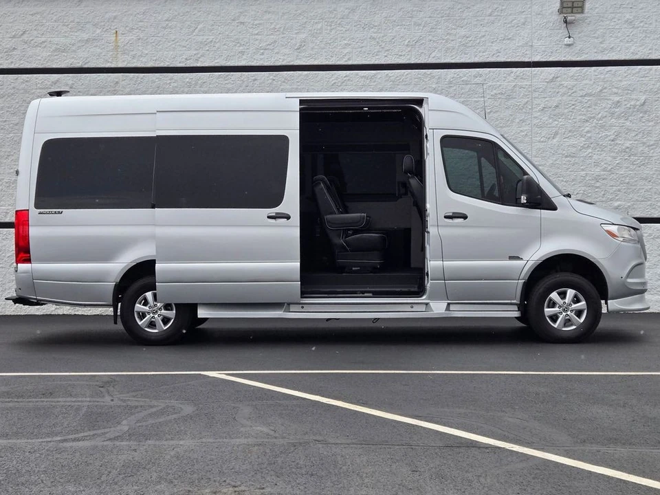 2022 Mercedes-Benz VS30 Sprinter - Image 12 of 21