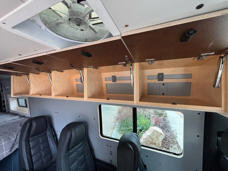 2022 Mercedes-Benz VS30 Sprinter - Image 10 of 24