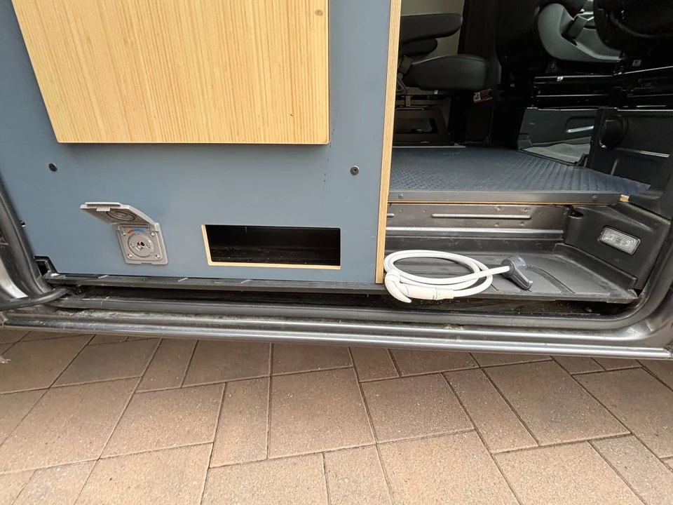 2022 Mercedes-Benz VS30 Sprinter - Image 17 of 24