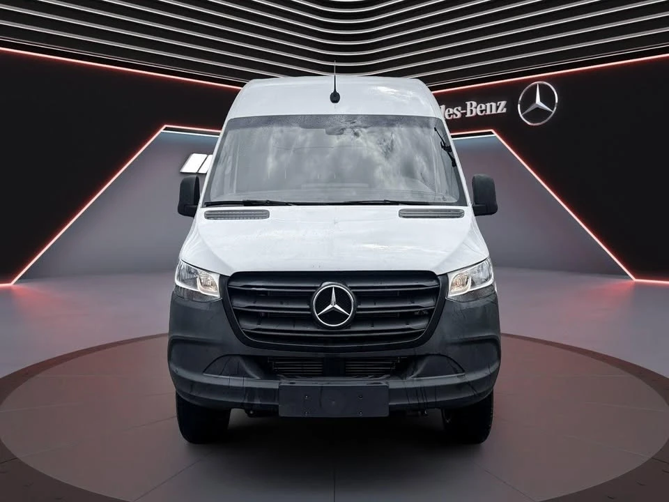 2022 Mercedes-Benz VS30 Sprinter - Image 2 of 11