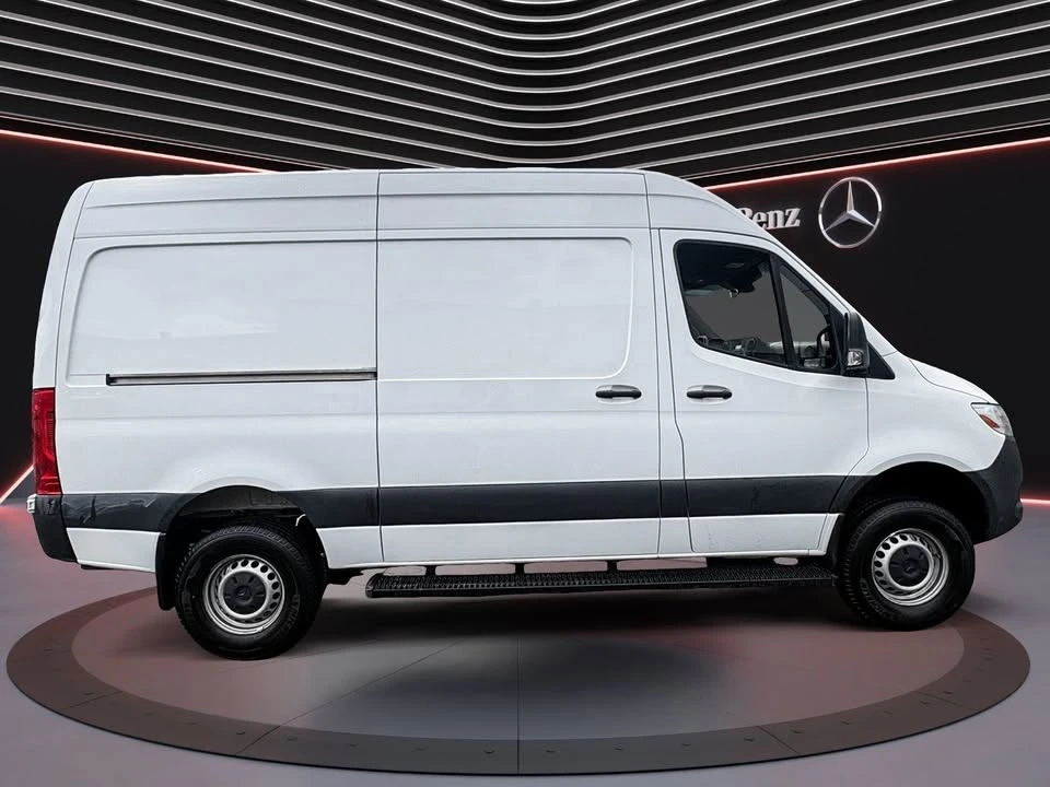 2022 Mercedes-Benz VS30 Sprinter - Image 8 of 11
