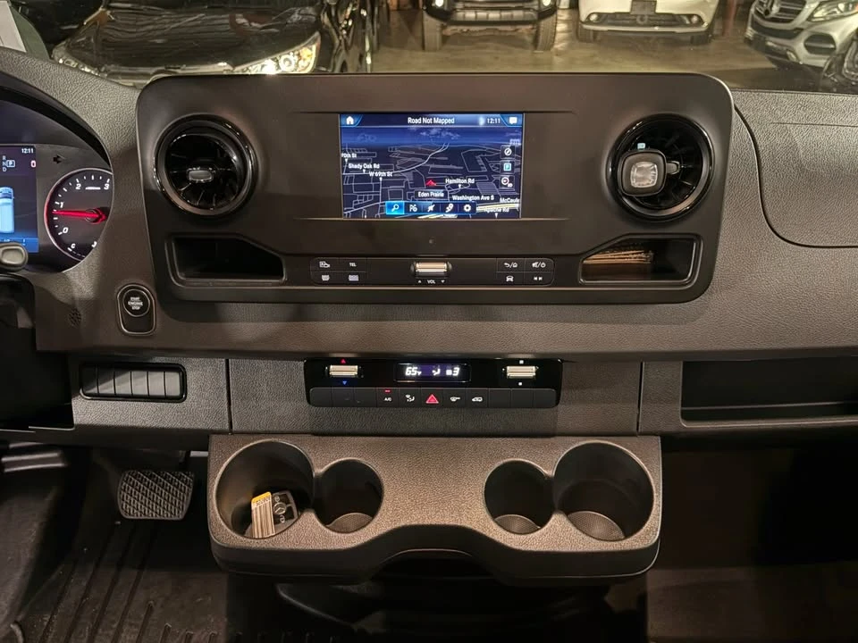 2022 Mercedes-Benz VS30 Sprinter - Image 11 of 18
