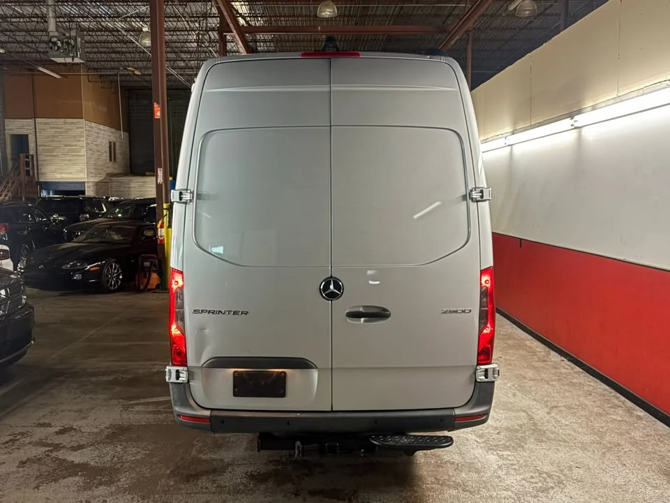 2022 Mercedes-Benz VS30 Sprinter - Image 4 of 18