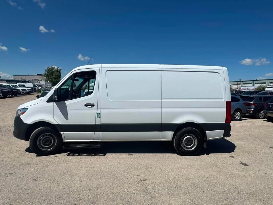 2022 Mercedes-Benz VS30 Sprinter - Image 8 of 18