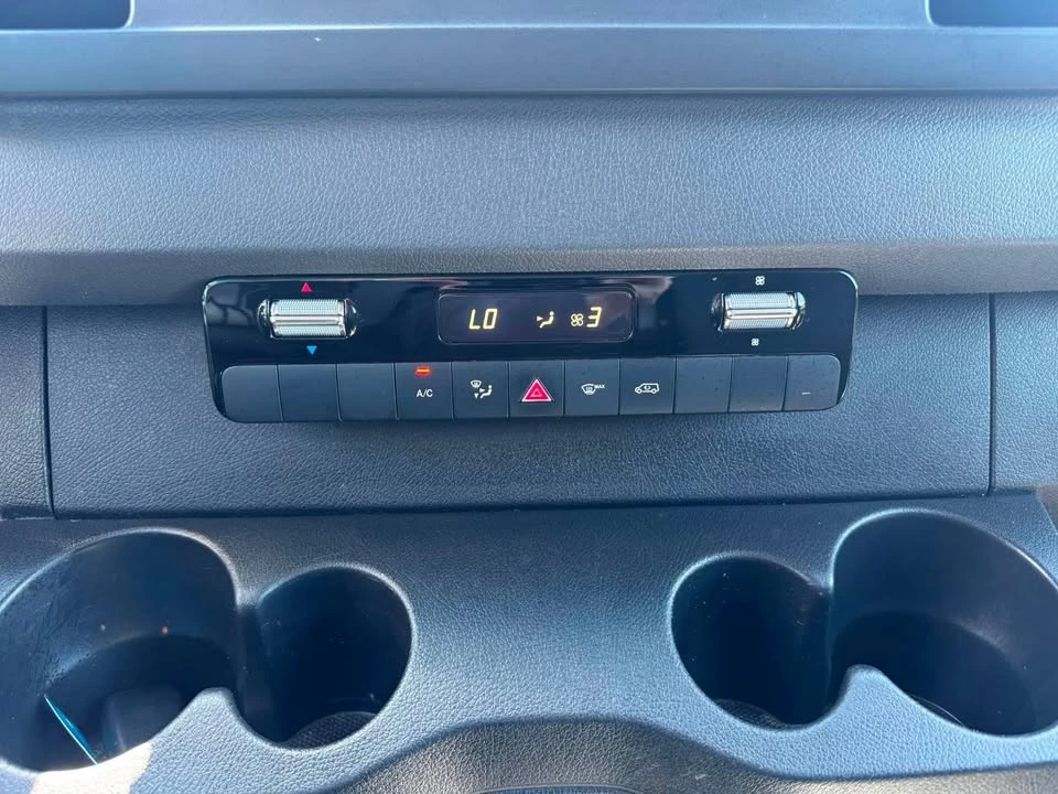2022 Mercedes-Benz VS30 Sprinter - Image 13 of 18
