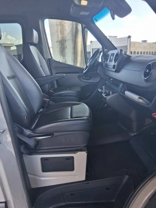 2022 Mercedes-Benz VS30 Sprinter - Image 6 of 12
