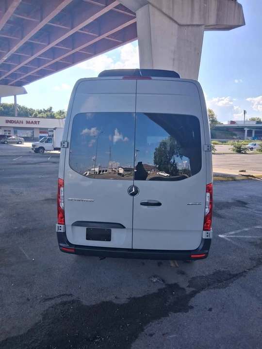 2022 Mercedes-Benz VS30 Sprinter - Image 4 of 12