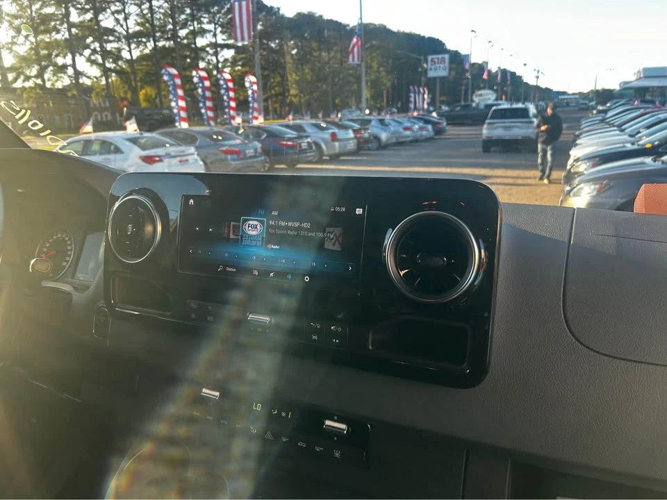 2022 Mercedes-Benz VS30 Sprinter - Image 4 of 4