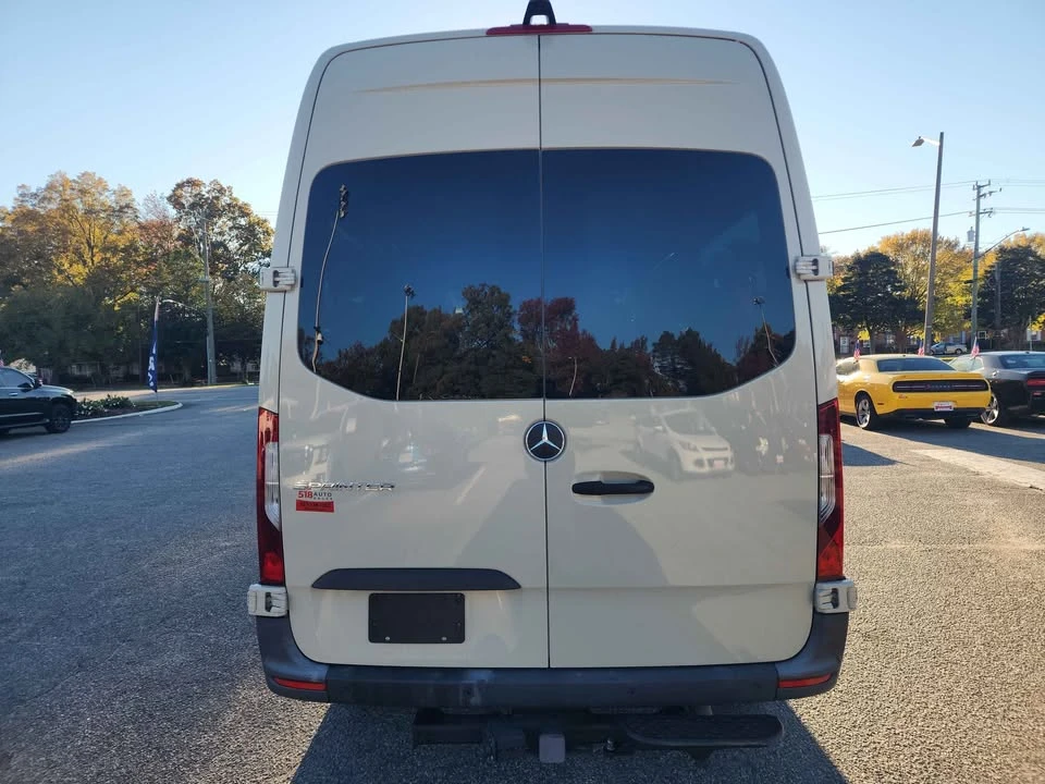2022 Mercedes-Benz VS30 Sprinter - Image 5 of 15