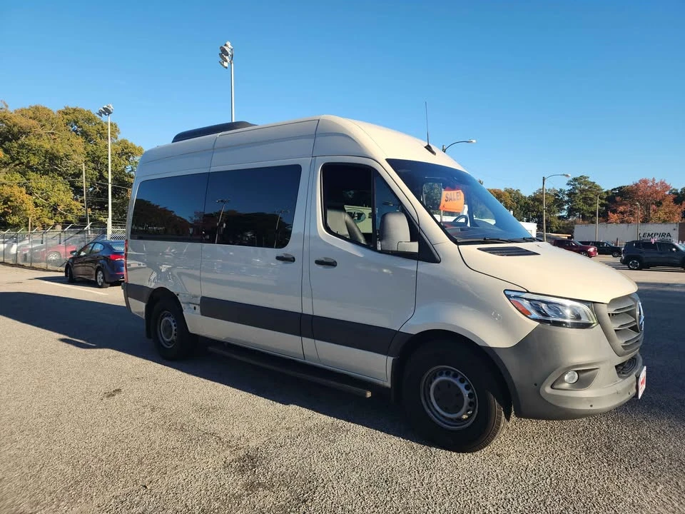 2022 Mercedes-Benz VS30 Sprinter - Image 4 of 15