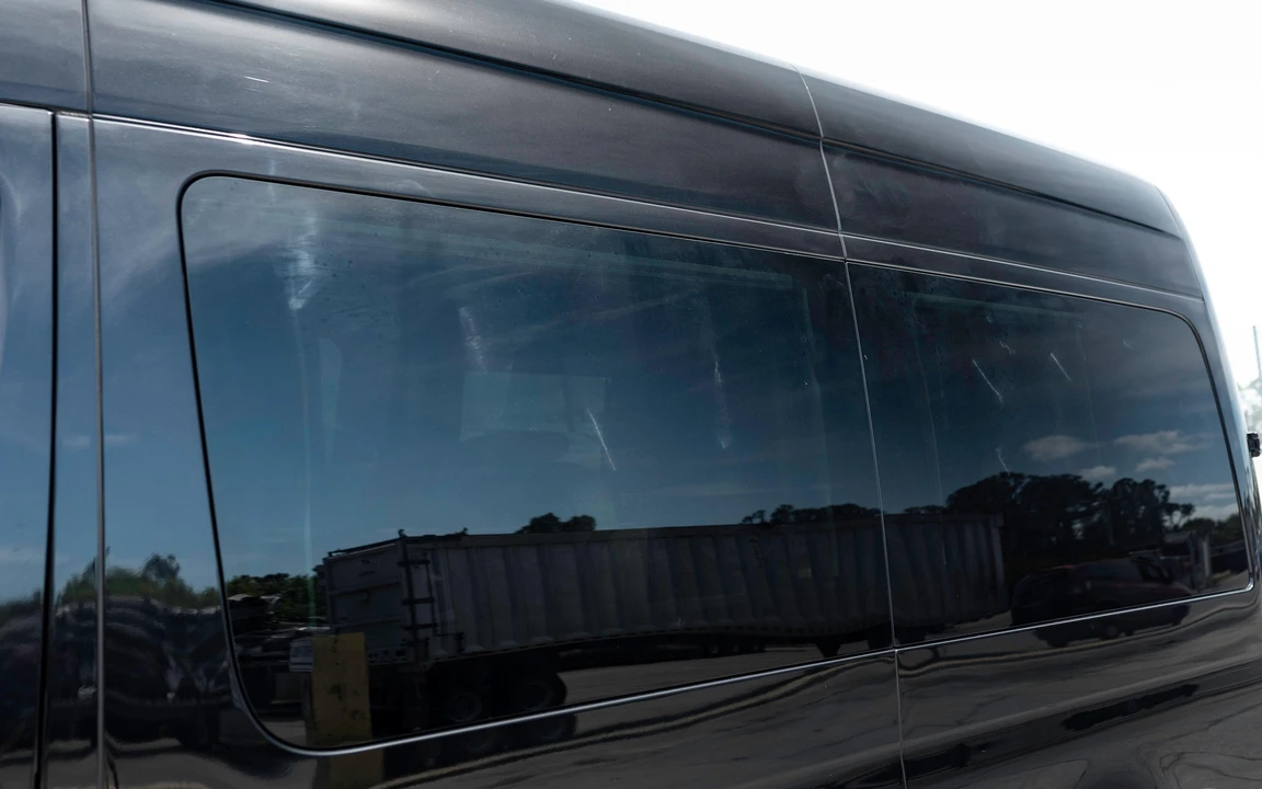 2020 Mercedes-Benz VS30 Sprinter - Image 27 of 31