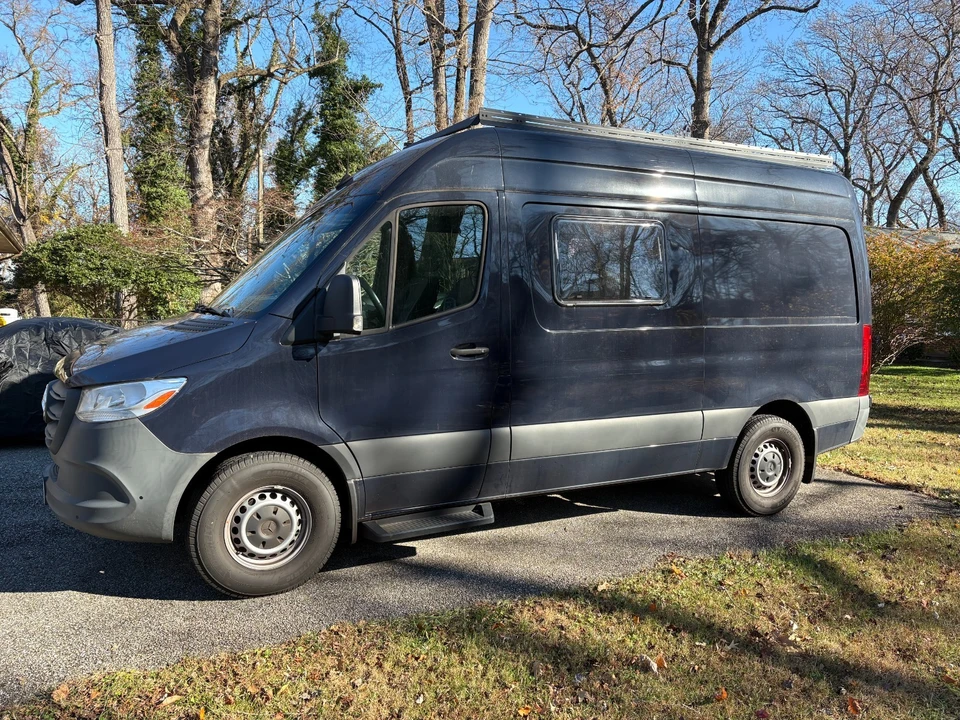 2022 Mercedes-Benz VS30 Sprinter - Image 2 of 16