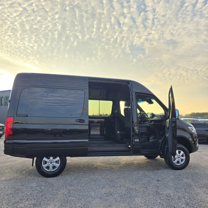 2022 Mercedes-Benz VS30 Sprinter - Image 15 of 21