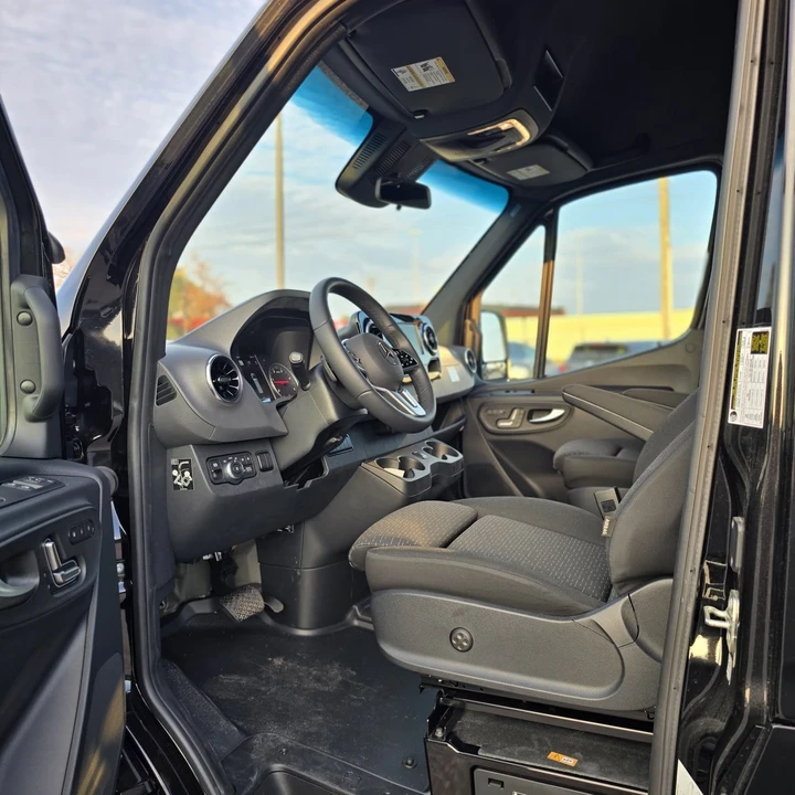 2022 Mercedes-Benz VS30 Sprinter - Image 14 of 21