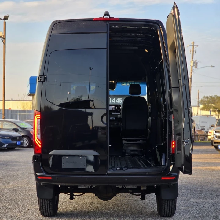 2022 Mercedes-Benz VS30 Sprinter - Image 12 of 21