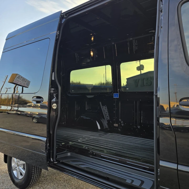 2022 Mercedes-Benz VS30 Sprinter - Image 16 of 21