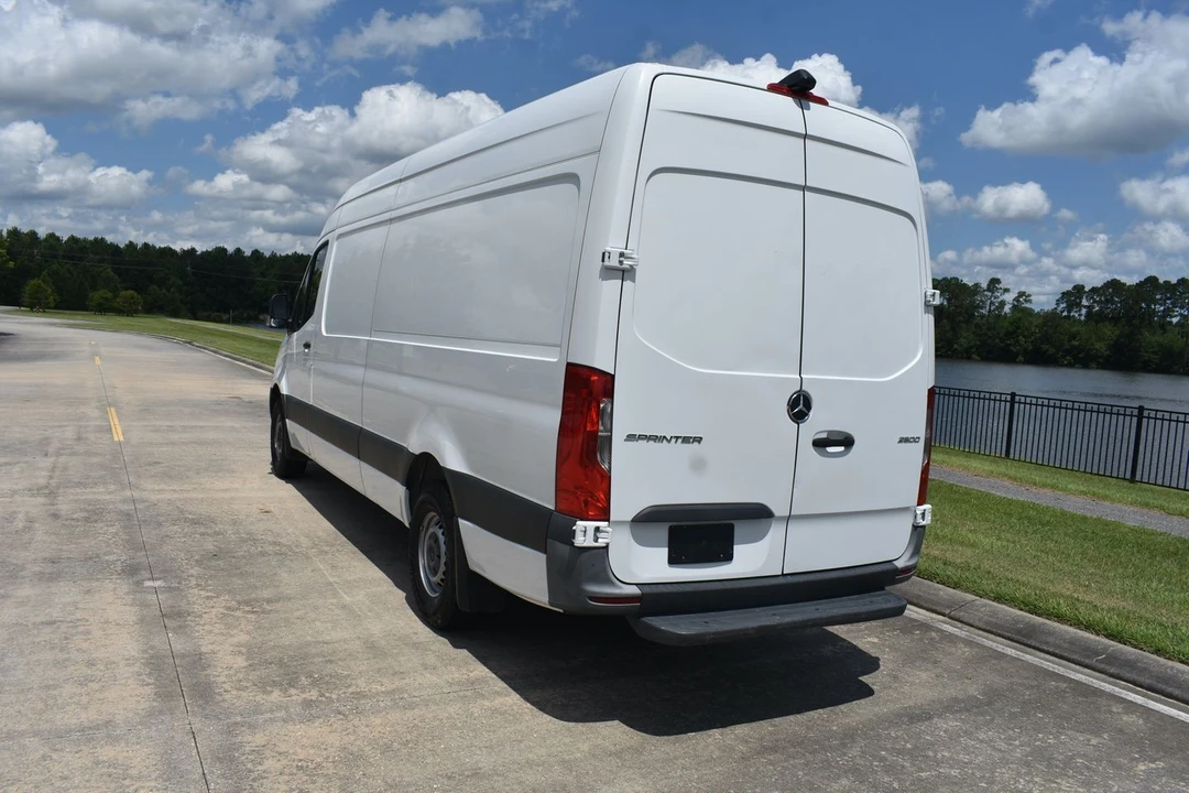 2022 Mercedes-Benz VS30 Sprinter - Image 8 of 12