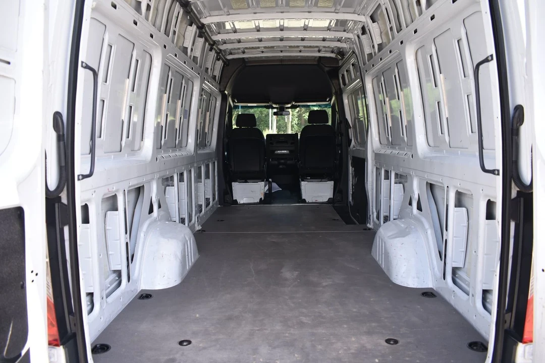 2022 Mercedes-Benz VS30 Sprinter - Image 10 of 12