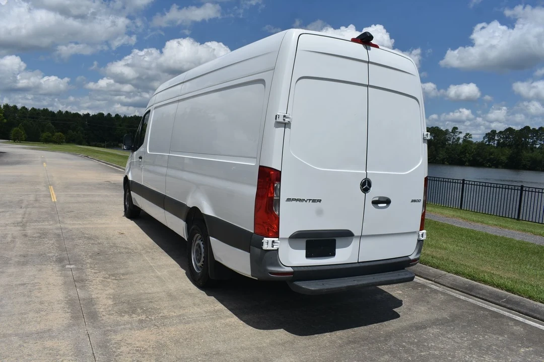 2022 Mercedes-Benz VS30 Sprinter - Image 8 of 12