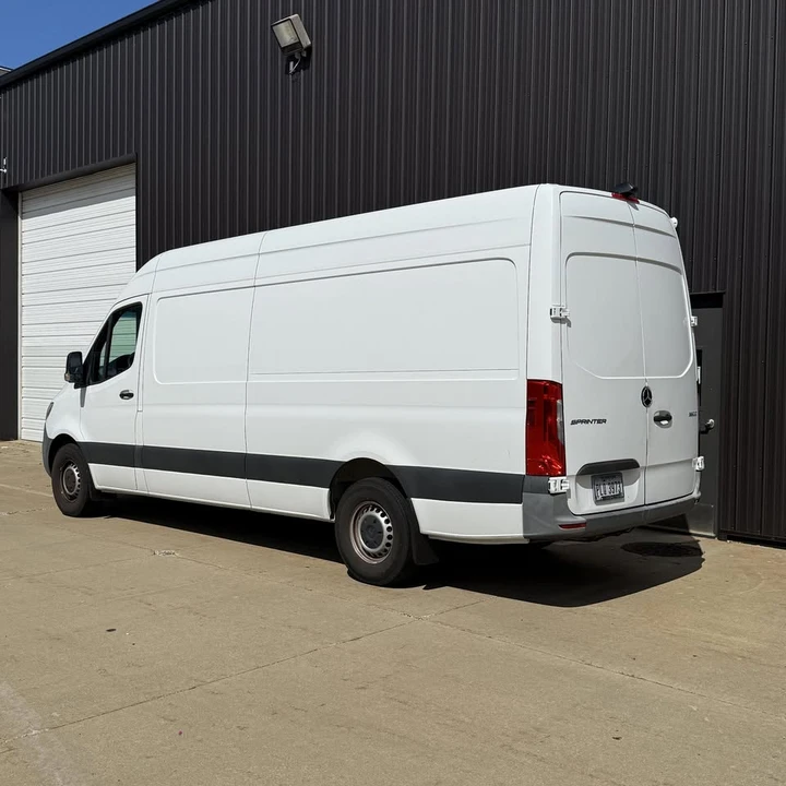 2022 Mercedes-Benz VS30 Sprinter - Image 3 of 15