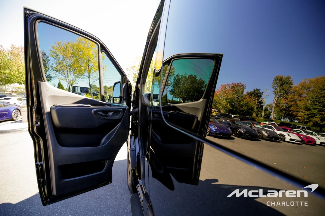 2022 Mercedes-Benz VS30 Sprinter - Image 10 of 12