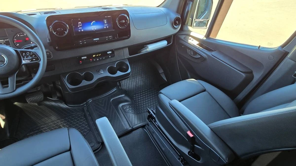 2022 Mercedes-Benz VS30 Sprinter - Image 3 of 21