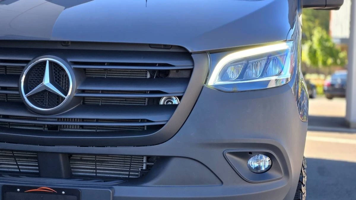 2022 Mercedes-Benz VS30 Sprinter - Image 9 of 21