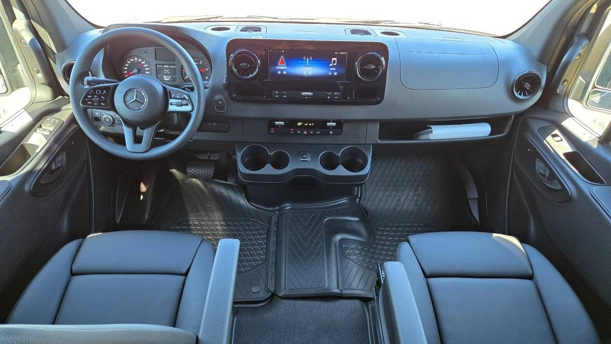 2022 Mercedes-Benz VS30 Sprinter - Image 8 of 21