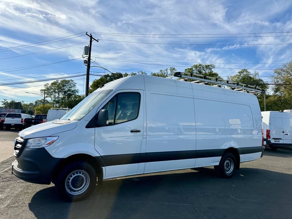2022 Mercedes-Benz VS30 Sprinter - Image 3 of 21