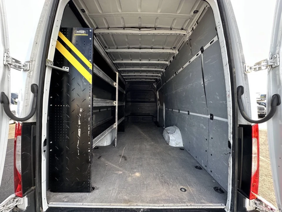 2022 Mercedes-Benz VS30 Sprinter - Image 16 of 21