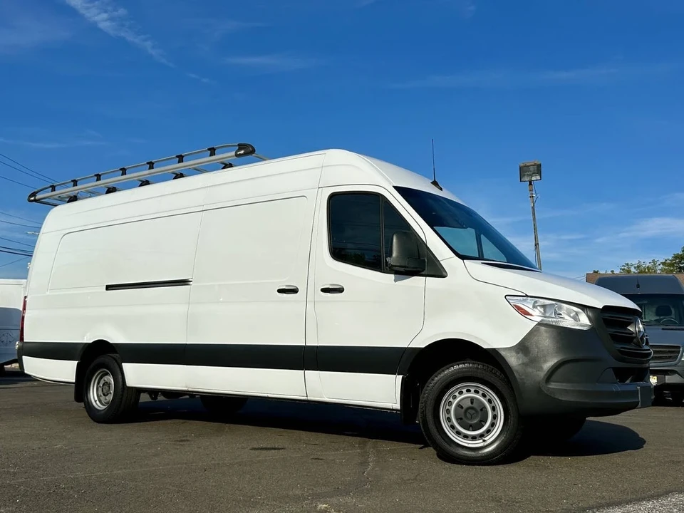 2022 Mercedes-Benz VS30 Sprinter - Image 8 of 21
