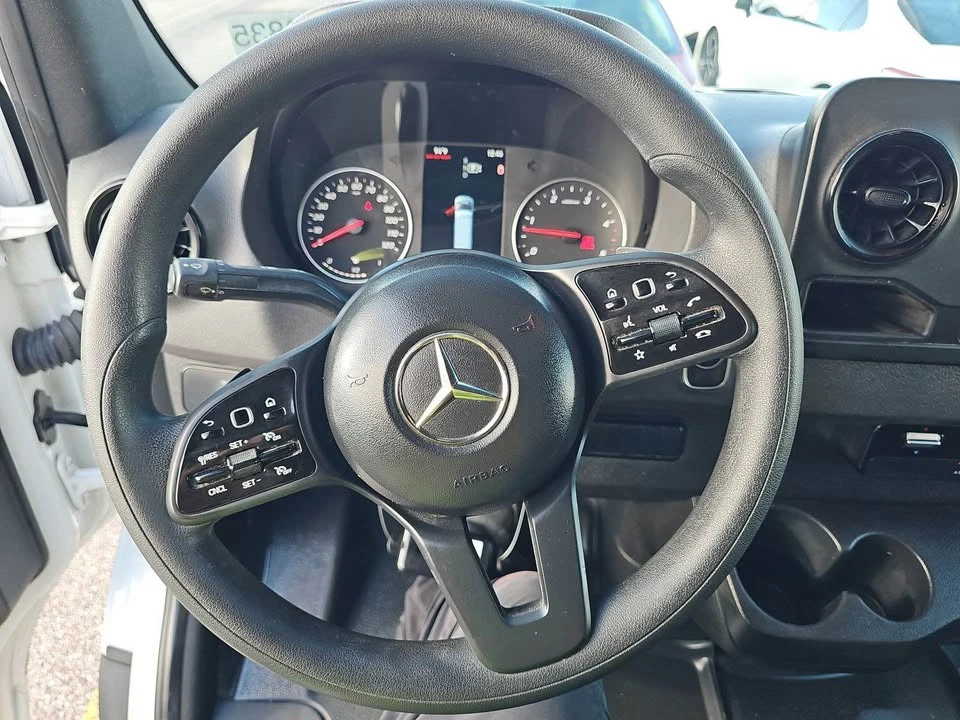 2022 Mercedes-Benz VS30 Sprinter - Image 11 of 13