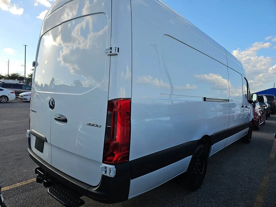 2022 Mercedes-Benz VS30 Sprinter - Image 4 of 13