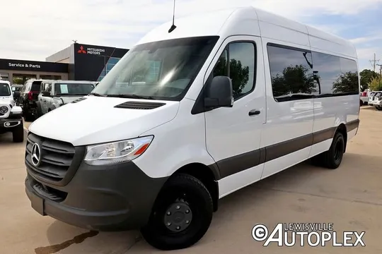 2022 Mercedes-Benz Sprinter 3500 Cargo 170 WB