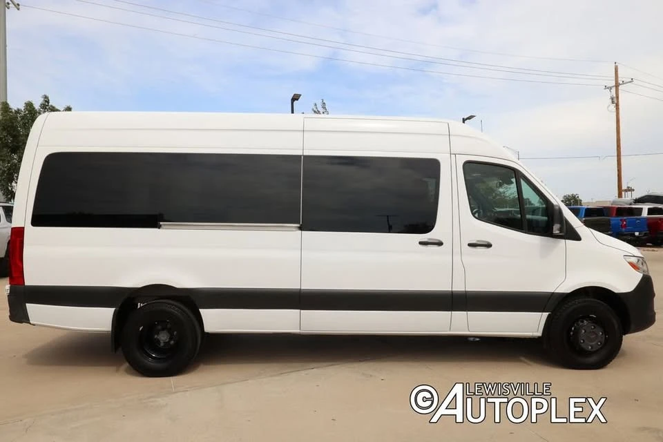 2022 Mercedes-Benz VS30 Sprinter - Image 4 of 20