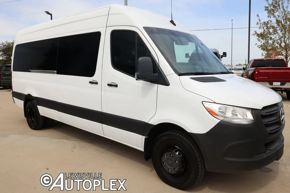 2022 Mercedes-Benz VS30 Sprinter - Image 3 of 20