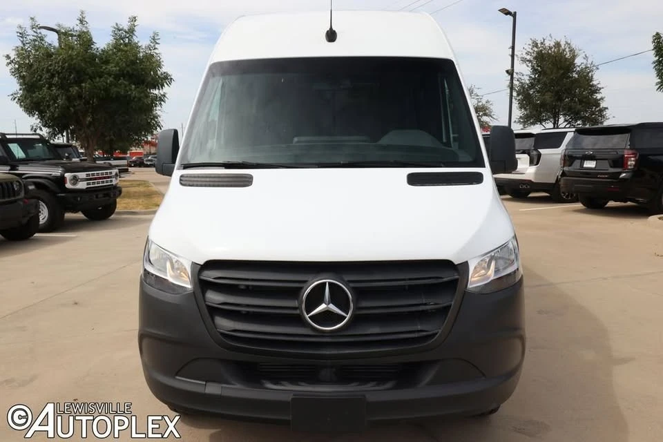 2022 Mercedes-Benz VS30 Sprinter - Image 2 of 20