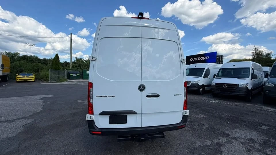 2022 Mercedes-Benz VS30 Sprinter - Image 8 of 14