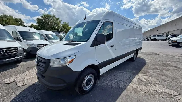 2022 Mercedes-Benz Sprinter 3500 Cargo