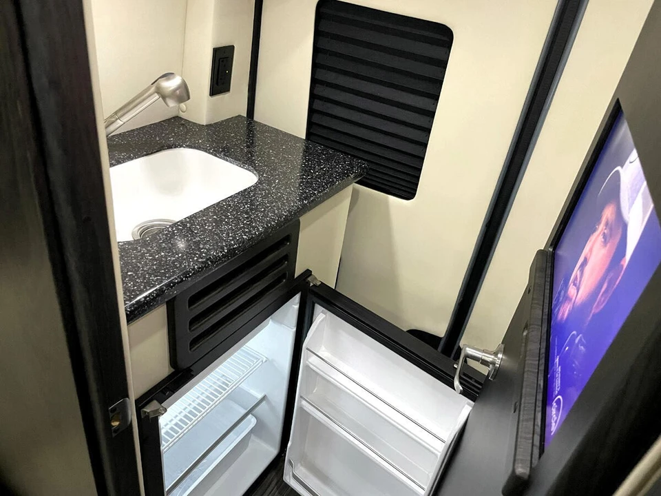 2022 Mercedes-Benz VS30 Sprinter - Image 16 of 21