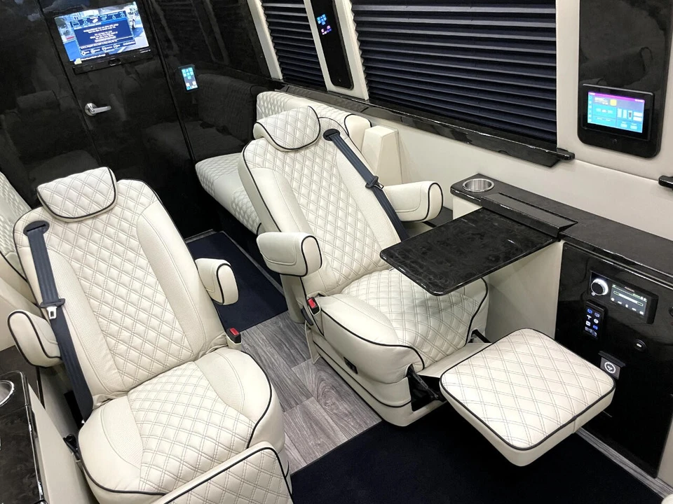 2022 Mercedes-Benz VS30 Sprinter - Image 3 of 31