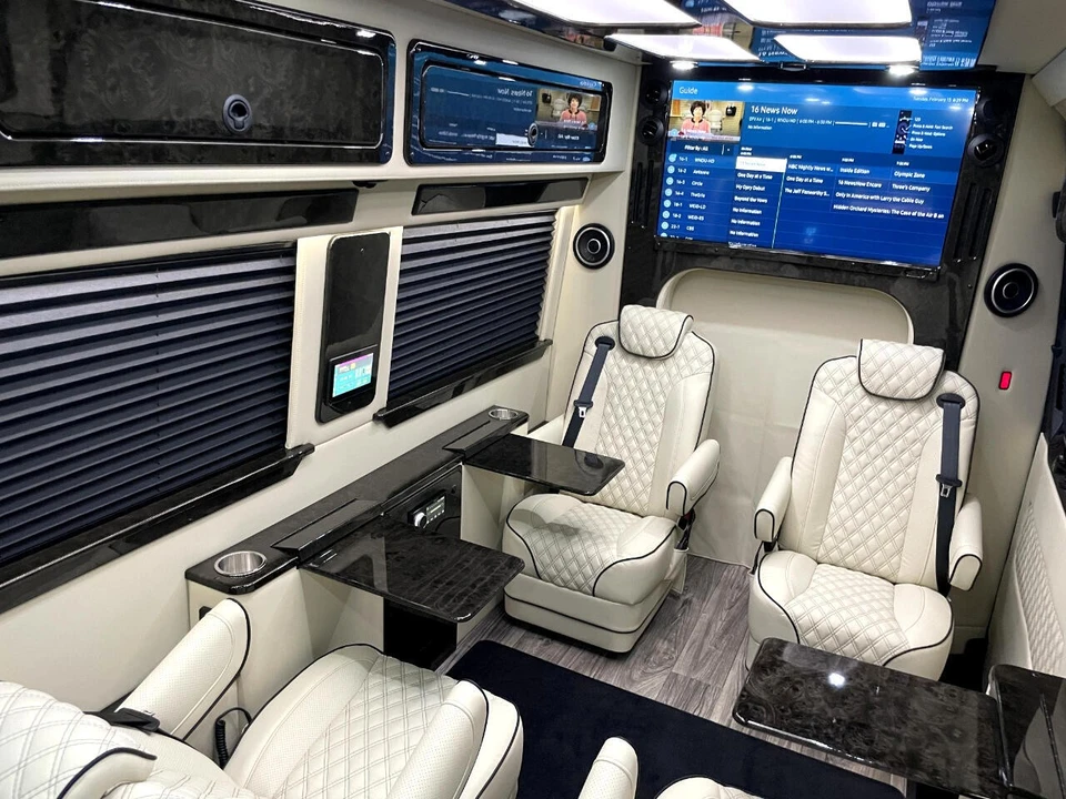 2022 Mercedes-Benz VS30 Sprinter - Image 6 of 31
