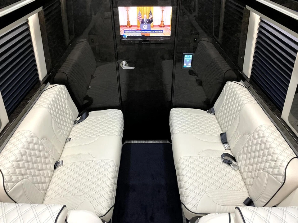 2022 Mercedes-Benz VS30 Sprinter - Image 11 of 12