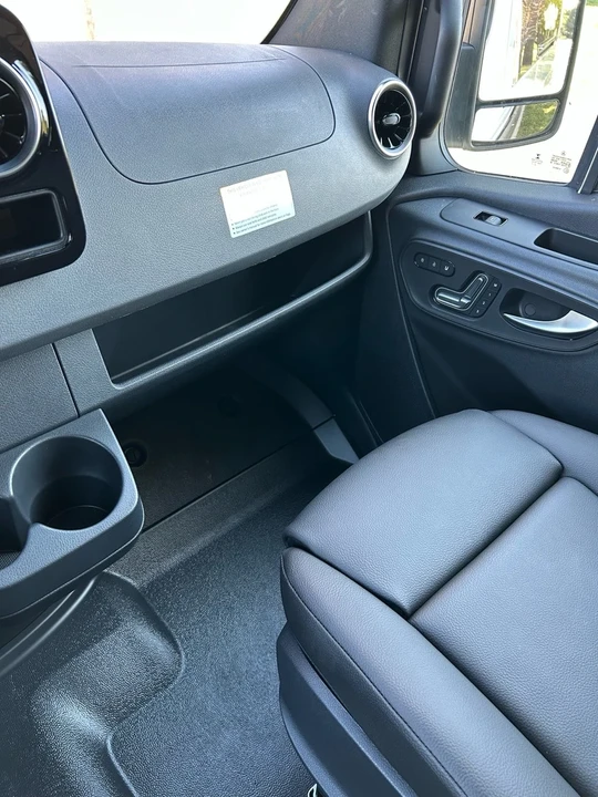 2022 Mercedes-Benz VS30 Sprinter - Image 16 of 21