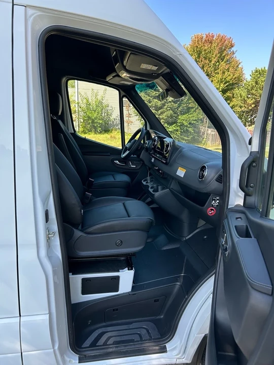 2022 Mercedes-Benz VS30 Sprinter - Image 15 of 21